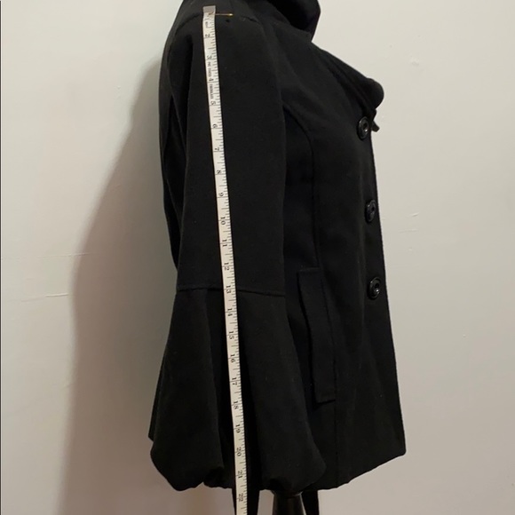 NET ANNIE Sez Sensitive Ruffle Coat - Picture 7 of 10